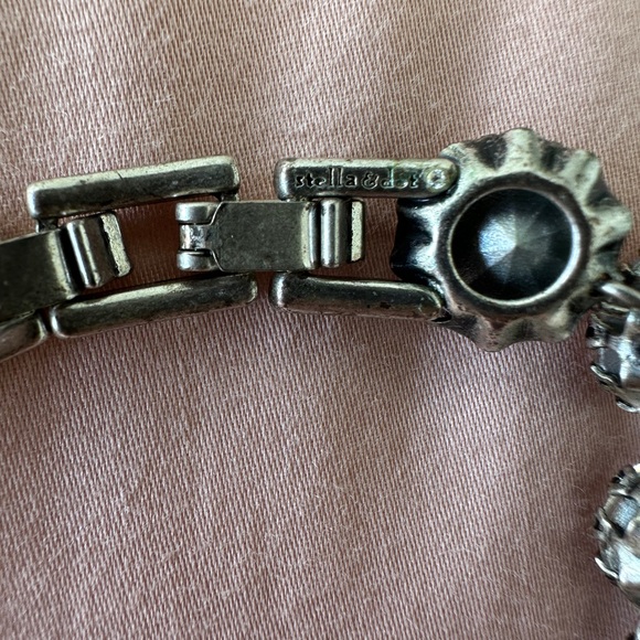 Stella & Dot Elegant Silver Necklace - Picture 6 of 6